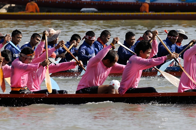 Phimai boat races-093